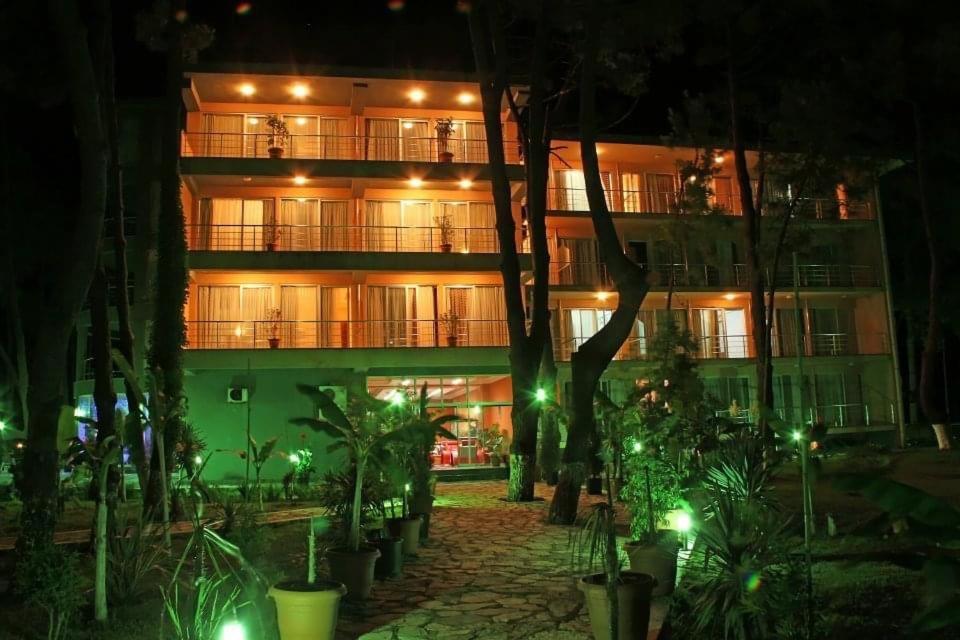 Andamati Beach Resort Григолети Екстериор снимка