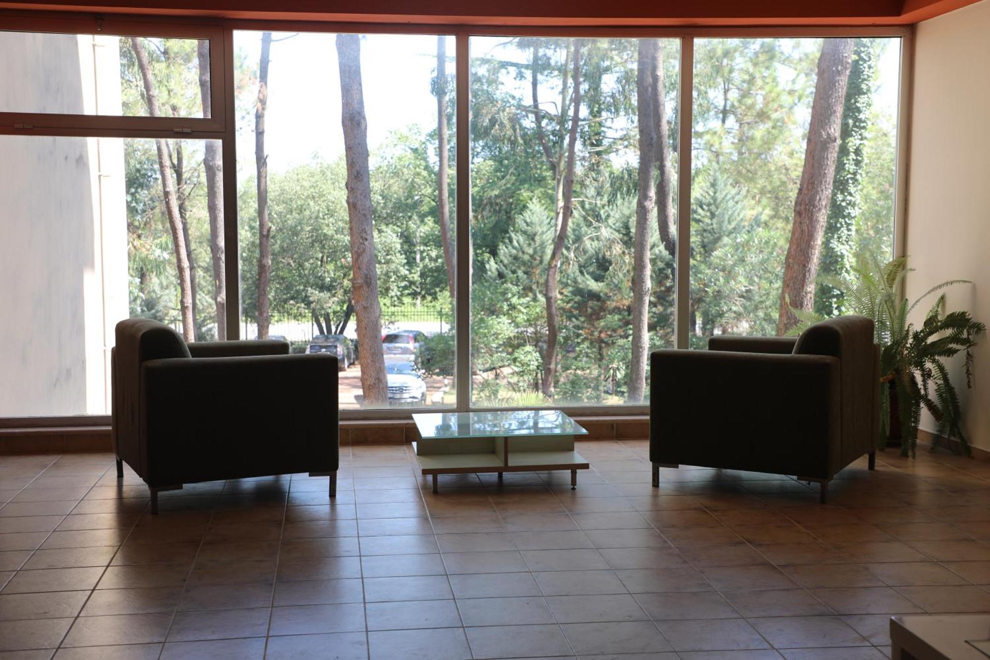 Andamati Beach Resort Григолети Екстериор снимка